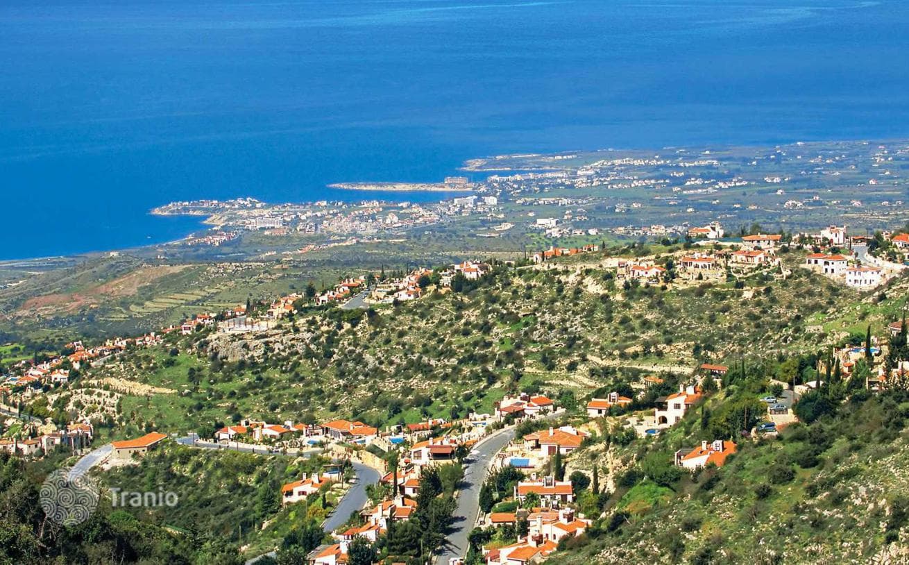 3-Bedroom Villa with Countryside and Coastal Views in Tala, Paphos, photo 4
