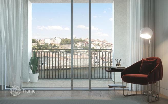 Apartment with Garden in Modern Development in Porto