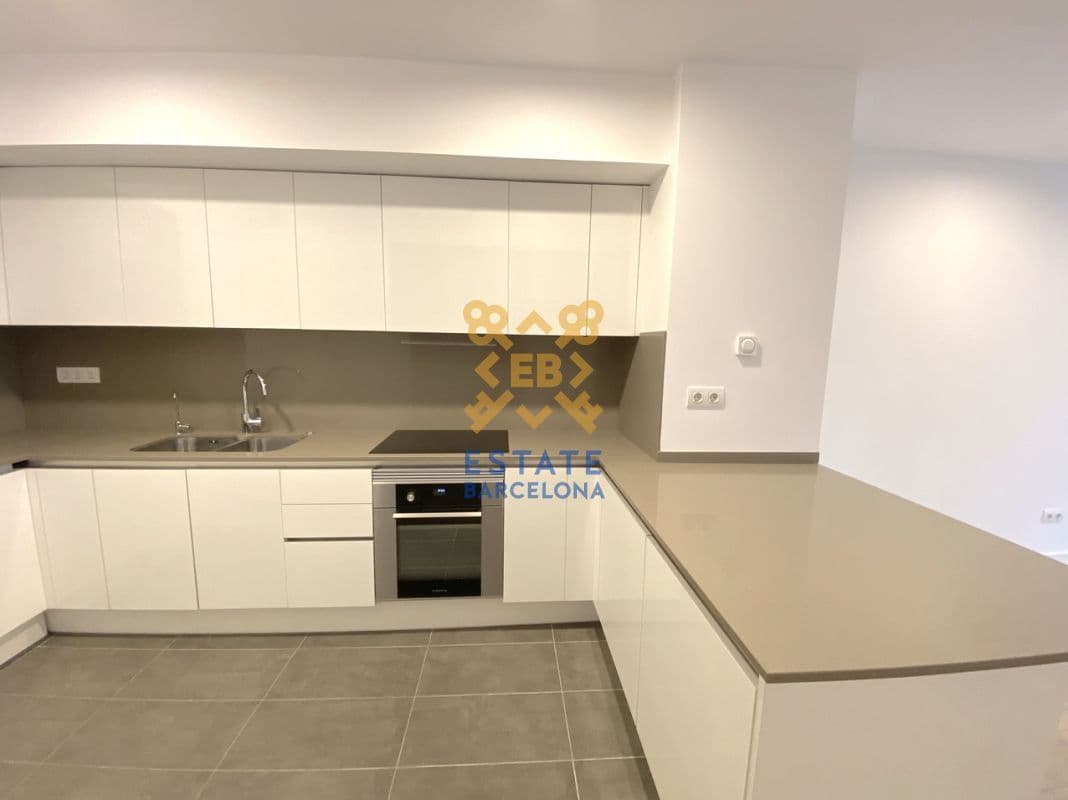 Квартира в Барселоне, Испания, 87 м²