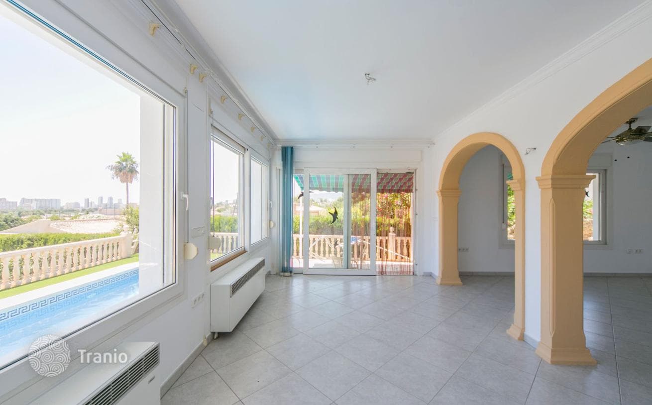3-комнатный коттедж 230 м² в Кальпе, Испания, фото 3
