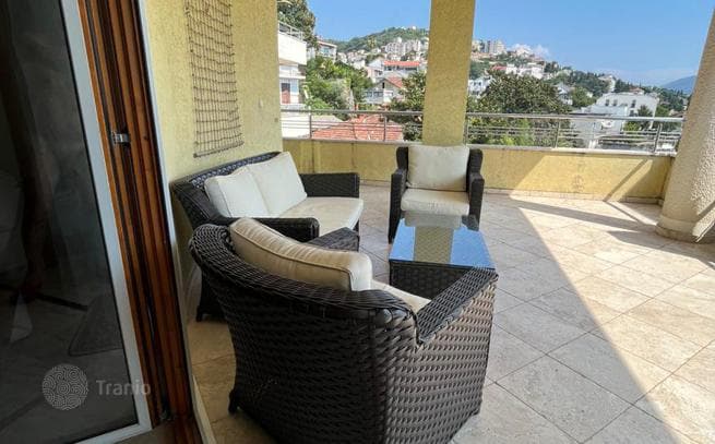 3-Bedroom Apartment with Panoramic Sea View in Topla, Herceg Novi