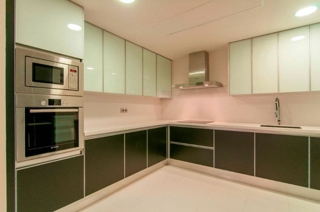 Квартира в Барселоне, Испания, 120 м², фото 2