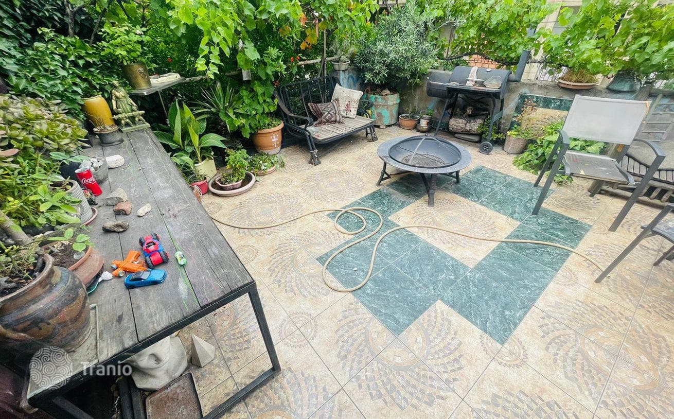 2-Bedroom House in Old Tbilisi, Tbilisi