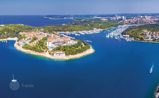 3-Bedroom Villa in Pula, Croatia, photo 4