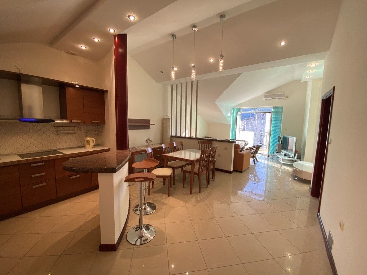 Квартира в Херцег-Нови, Черногория, 95 м²