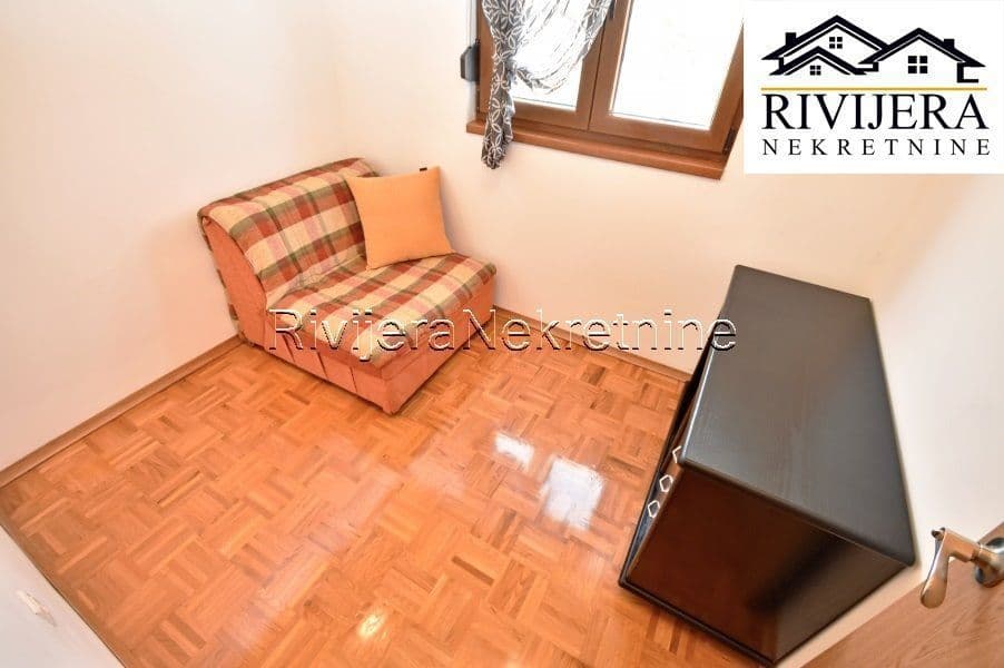 Апартаменты в Херцег-Нови, Черногория, 83 м², фото 2