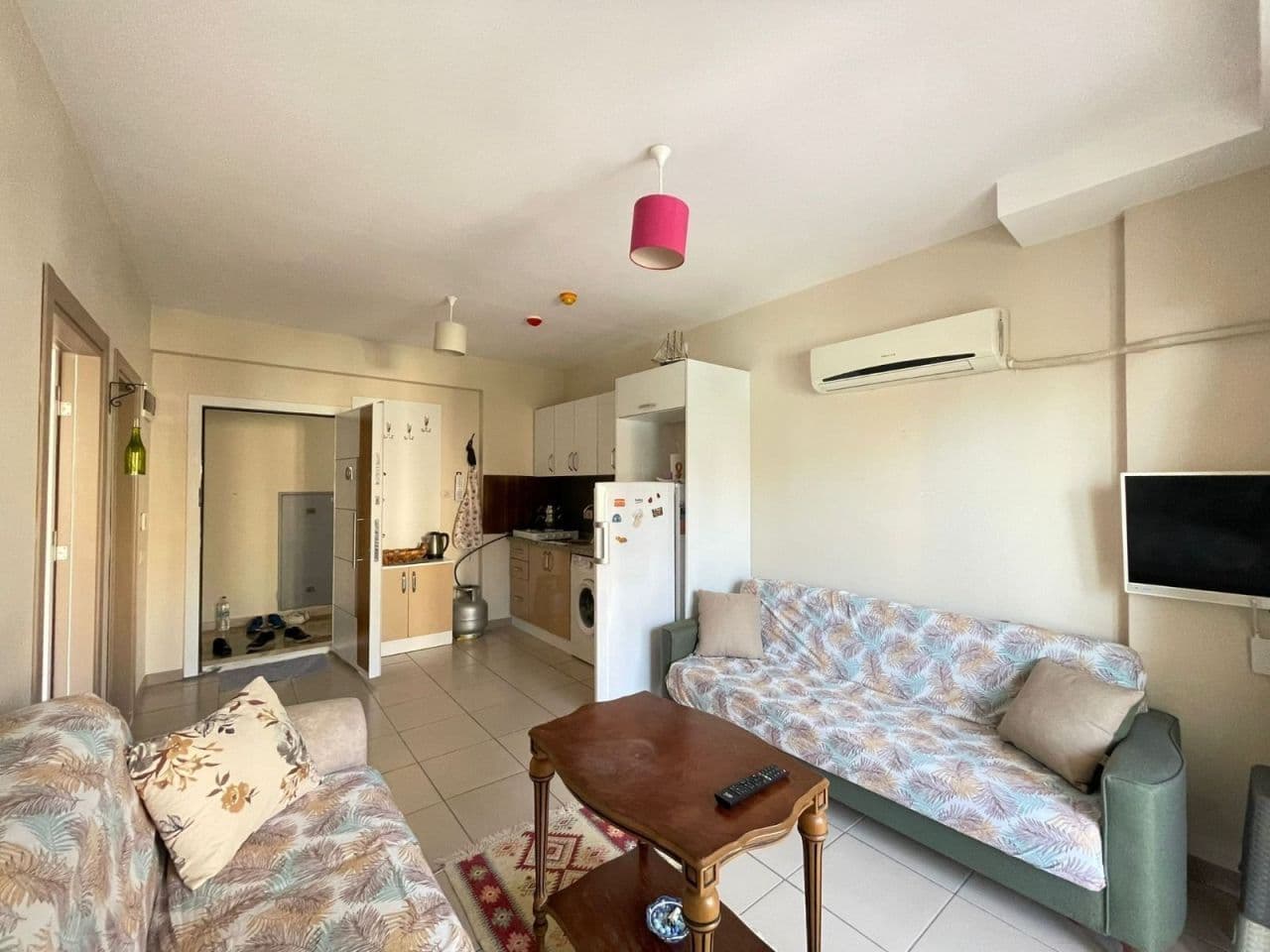 Квартира в Мерсине, Турция, 60 м²