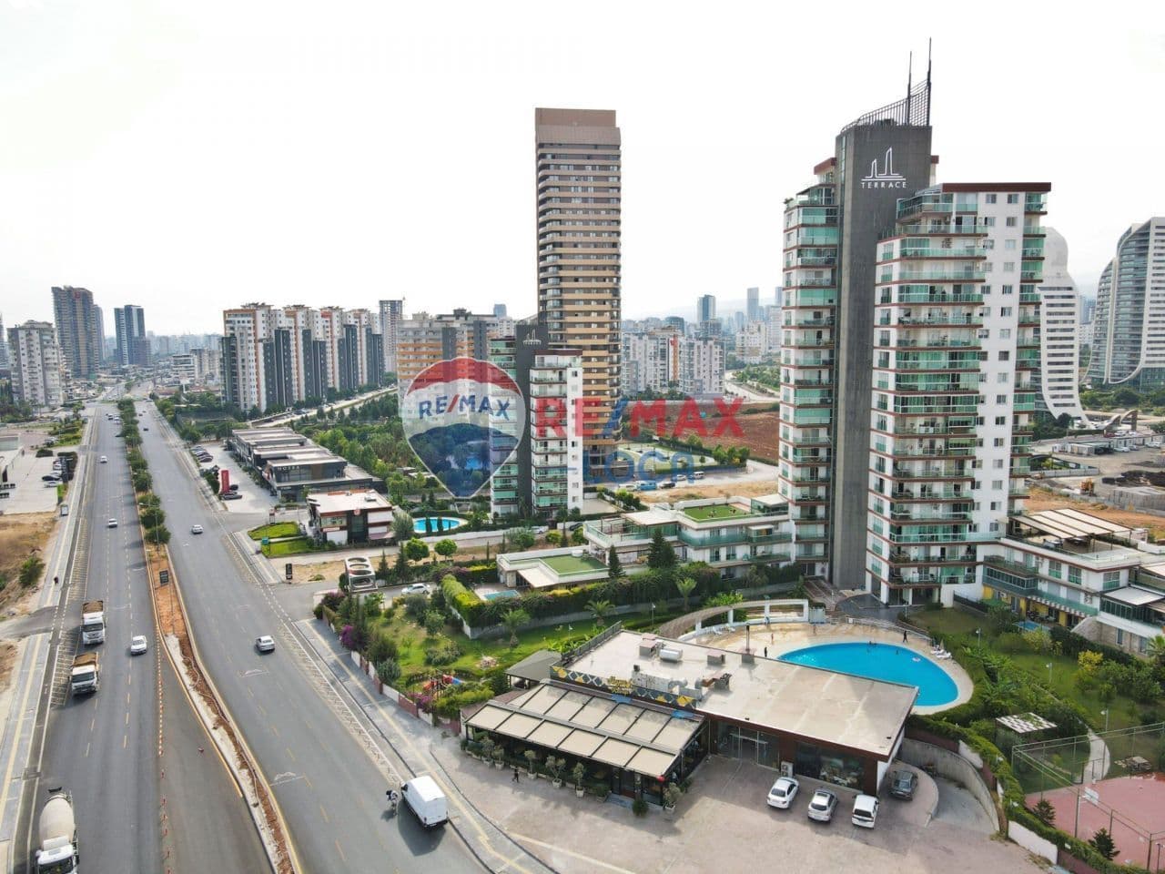 Квартира в Мерсине, Турция, 260 м²