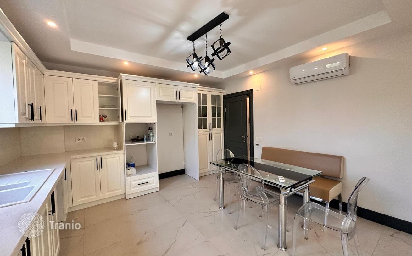 4-Bedroom Villa with Garden and Sea Access in Turkey, photo 4