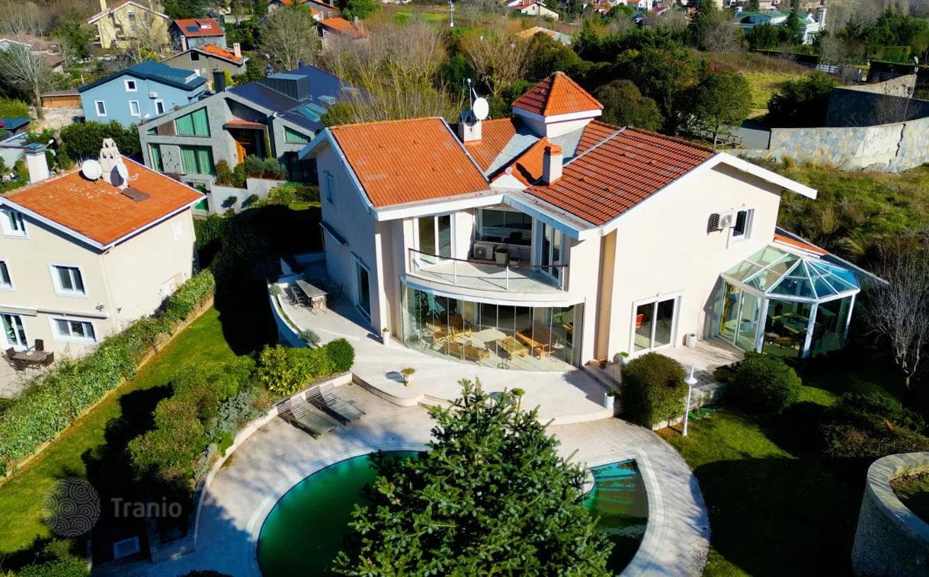 5-Bedroom Villa in Sariyer, Istanbul