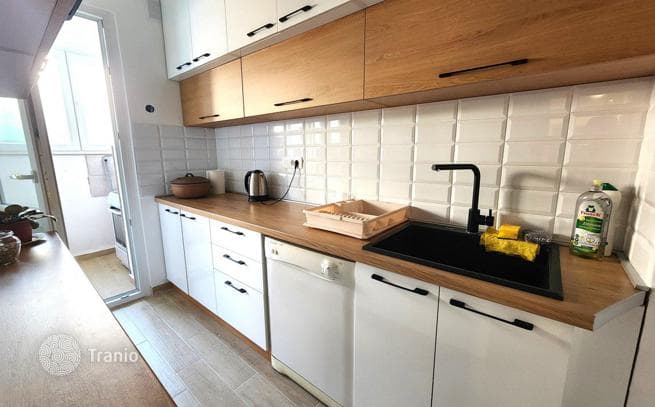 1-Bedroom Apartment in Selyjanovo, Tivat, photo 3
