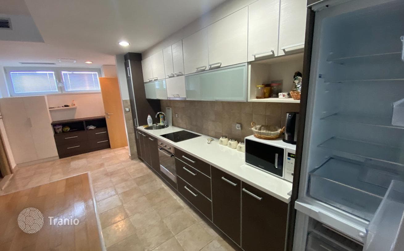 2-Bedroom Furnished Apartment 180 m from the Sea in Dobrota, Kotor, photo 3