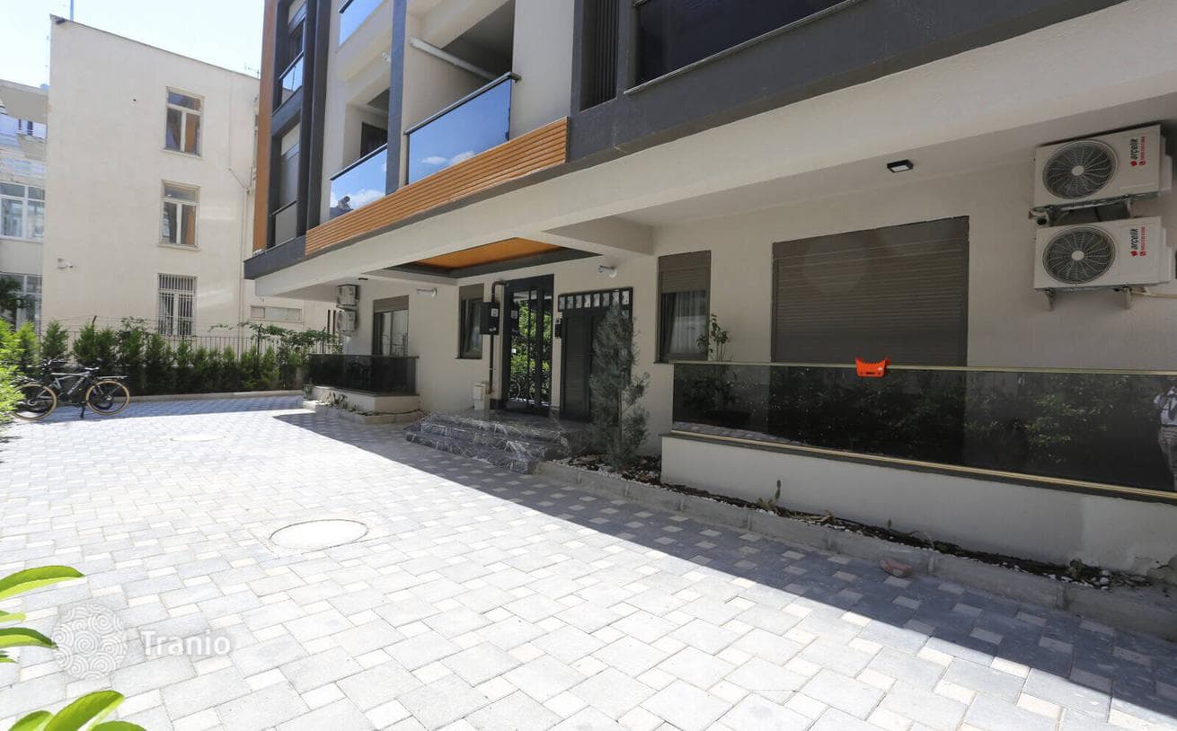 1-Bedroom Furnished Apartment with Sea Access in Muratpasa, Antalya, photo 4