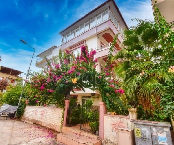 Квартира в Анталии, Турция, 90 м²