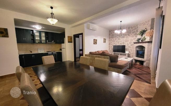 3-Bedroom Apartment with Sea View in Kostanjica, Kotor, photo 3