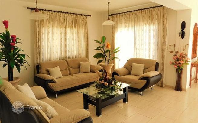 4-Bedroom Villa with Sea View in Geroskipou, Paphos, photo 5