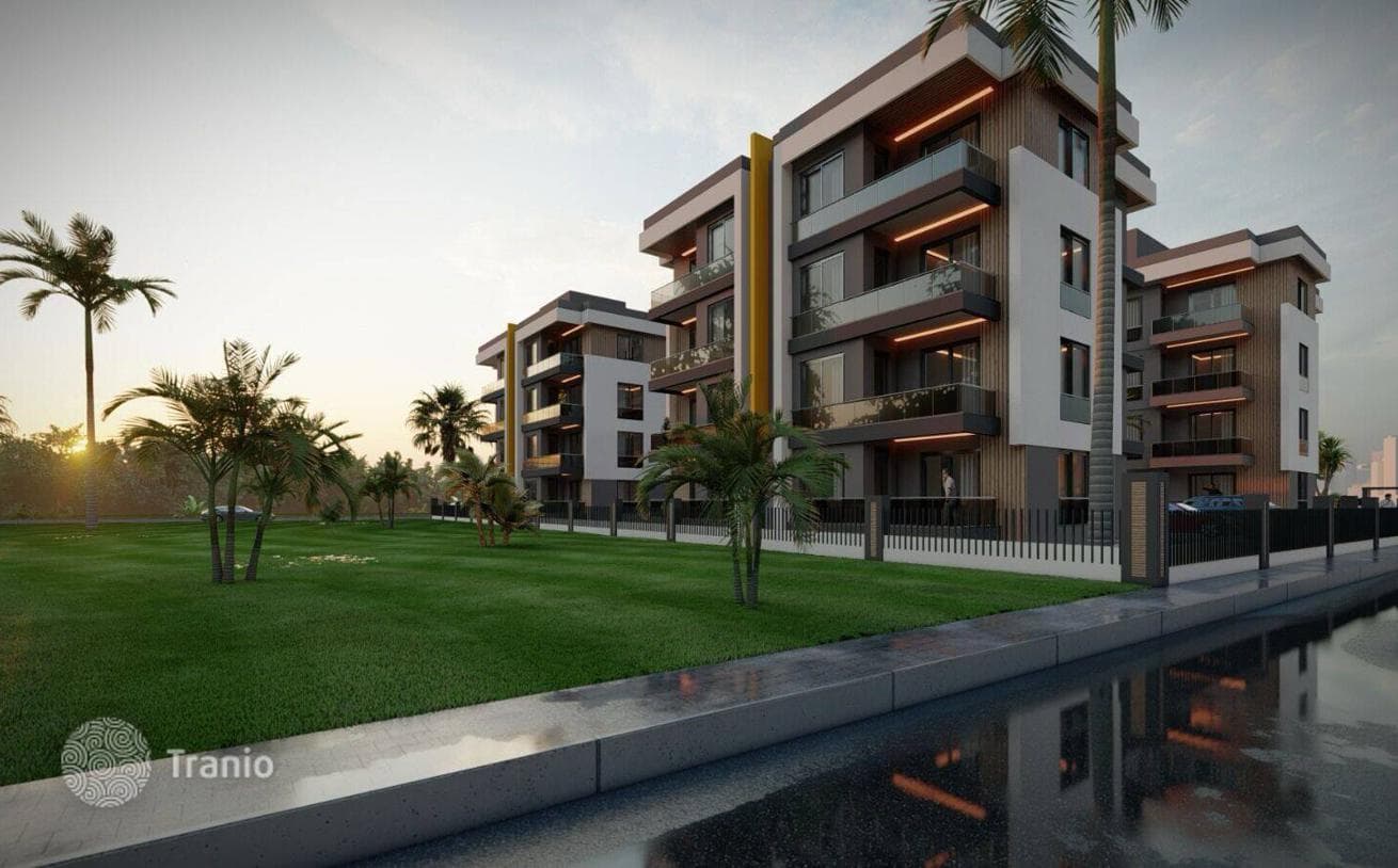 3-Bedroom Apartment with Shared Pool and Parking in Kepez, Antalya