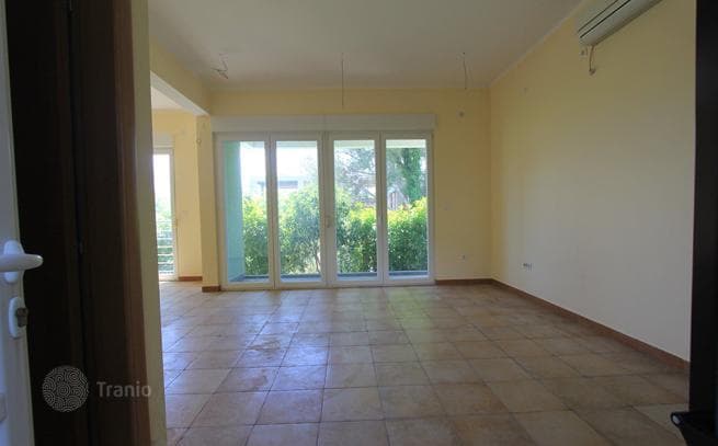 Studio with Parking 100 m from the Sea in Bijela, Montenegro, photo 2