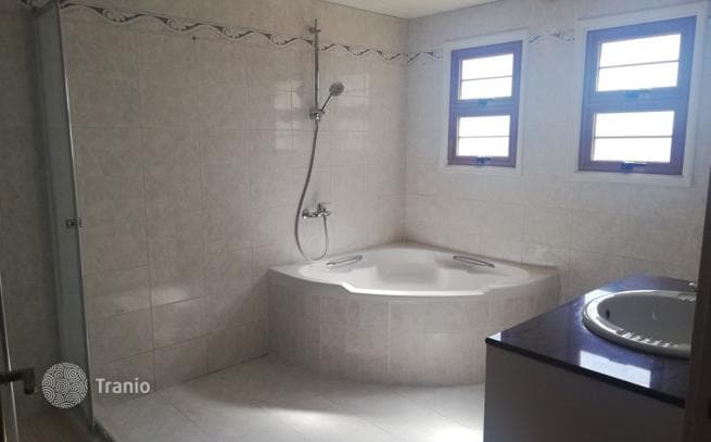 6-комнатный особняк 400 м² в Арадипу, Кипр, фото 4