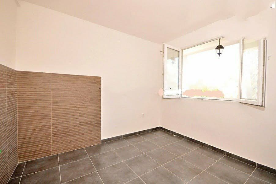 Апартаменты в Херцег-Нови, Черногория, 70 м², фото 2