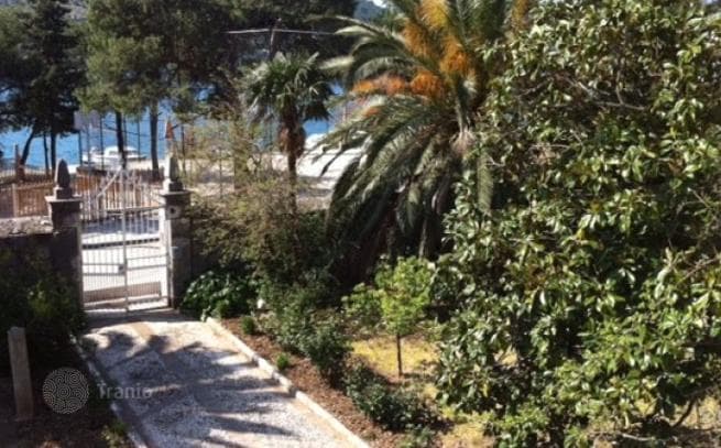 6-Bedroom Villa with Garden, Garage and Mooring on the Waterfront near Dubrovnik, Dalmatia
