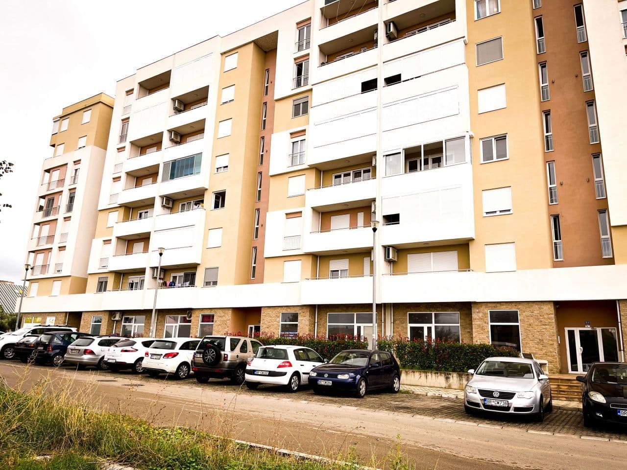 Квартира в Баре, Черногория, 125 м²