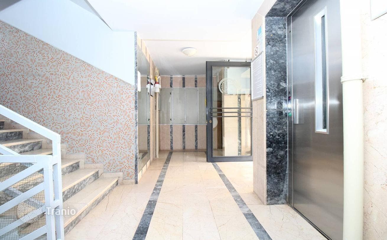 3-Bedroom Apartment with Shared Pool in Muratpasa, Antalya