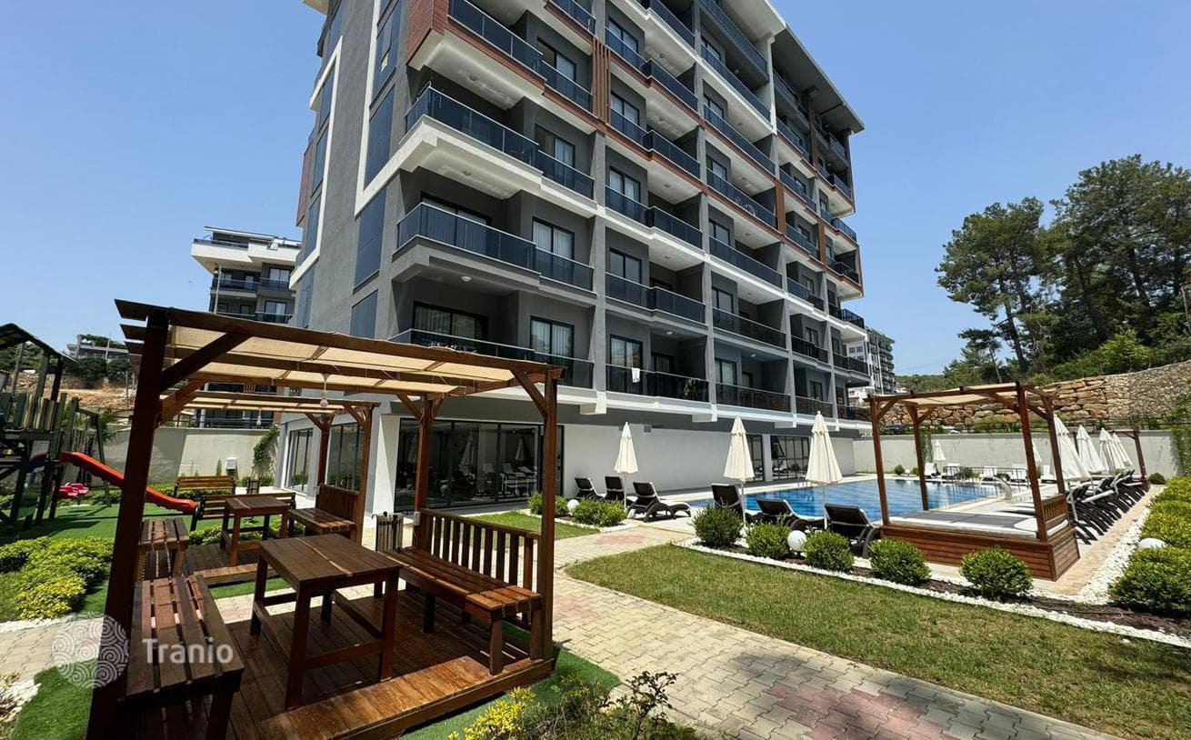 2-Bedroom (2+1) Apartment with Shared Pools in Avsallar, Alanya