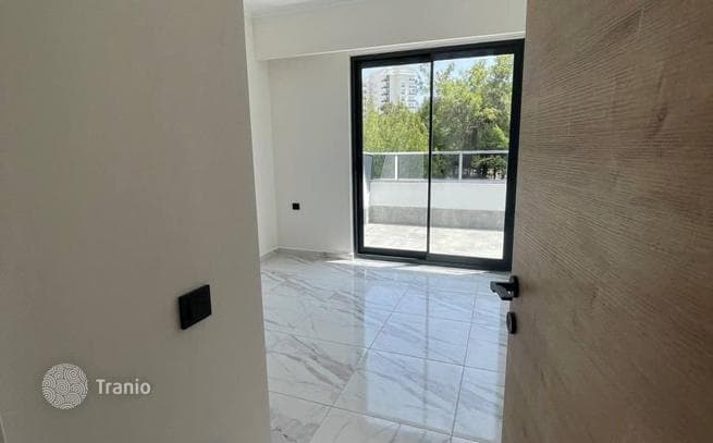 2-Bedroom (2+1) Apartment with Pool View in Avsallar, Alanya