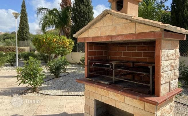 2-Bedroom Apartment in Chlorakas, Paphos