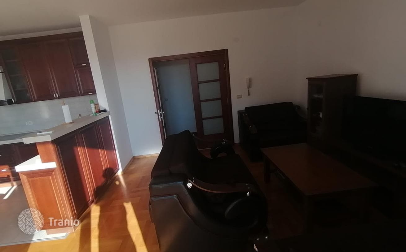2-Bedroom Apartment with Sea View in Becici, Budva, photo 5