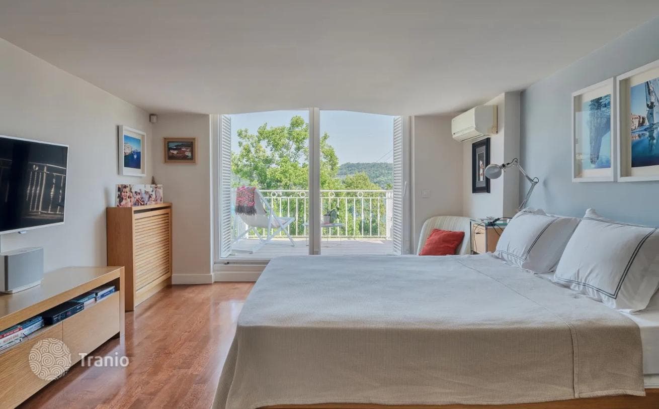 4-Bedroom Villa in Sariyer, Istanbul, photo 4