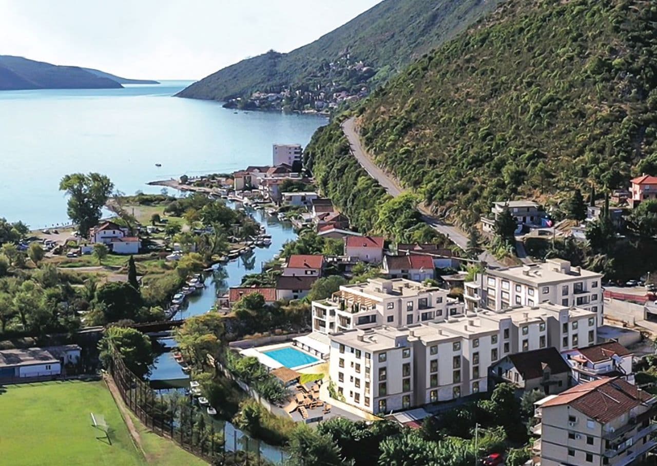 Квартира в Херцег-Нови, Черногория, 75 м², фото 2
