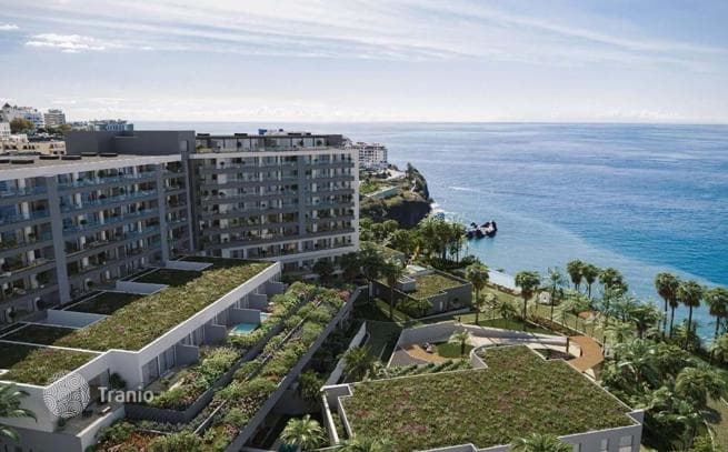 3-Bedroom Apartment with Sea View in Funchal, Madeira, photo 4