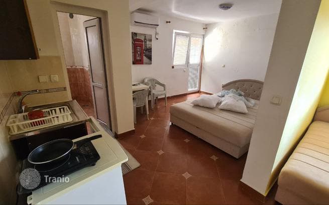 Furnished House with Parking in Sutomove, Bar, photo 3