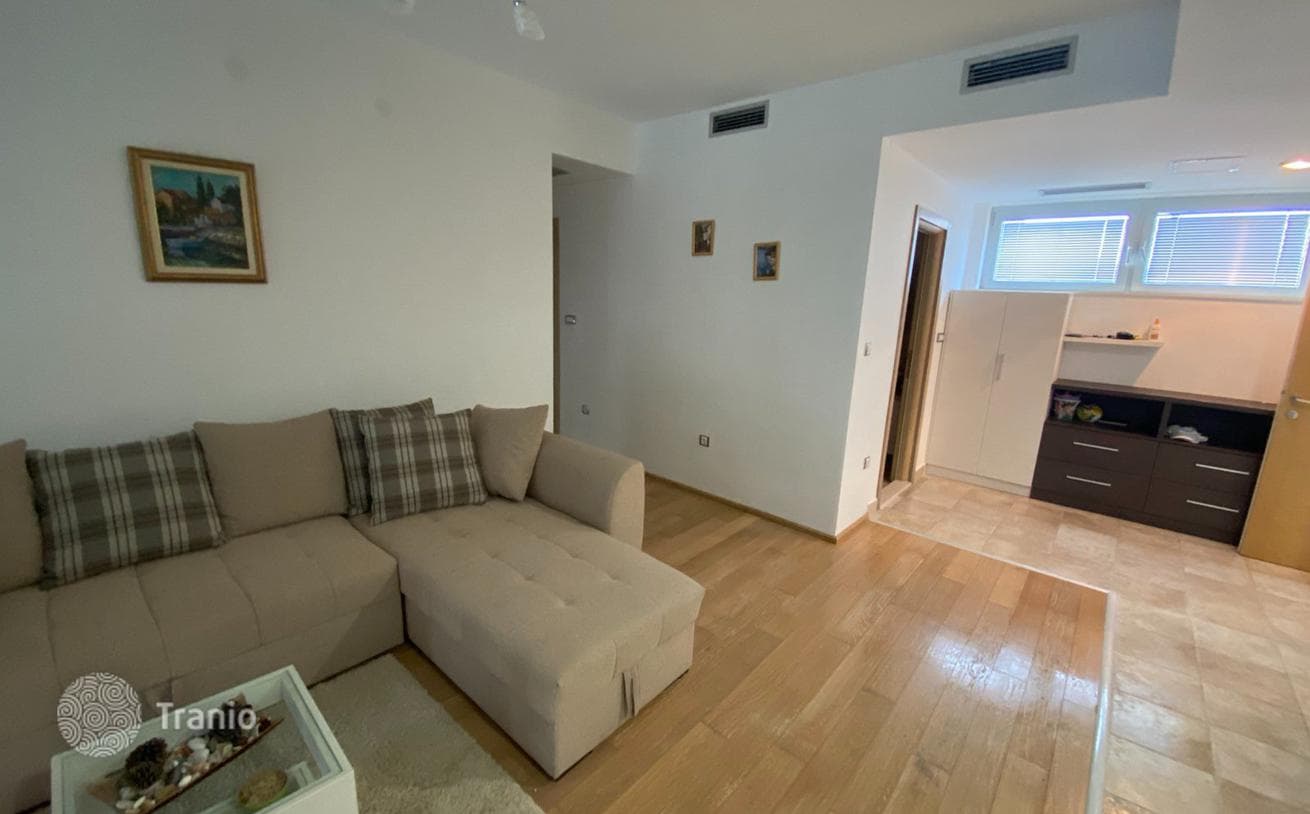 2-Bedroom Furnished Apartment 180 m from the Sea in Dobrota, Kotor, photo 2
