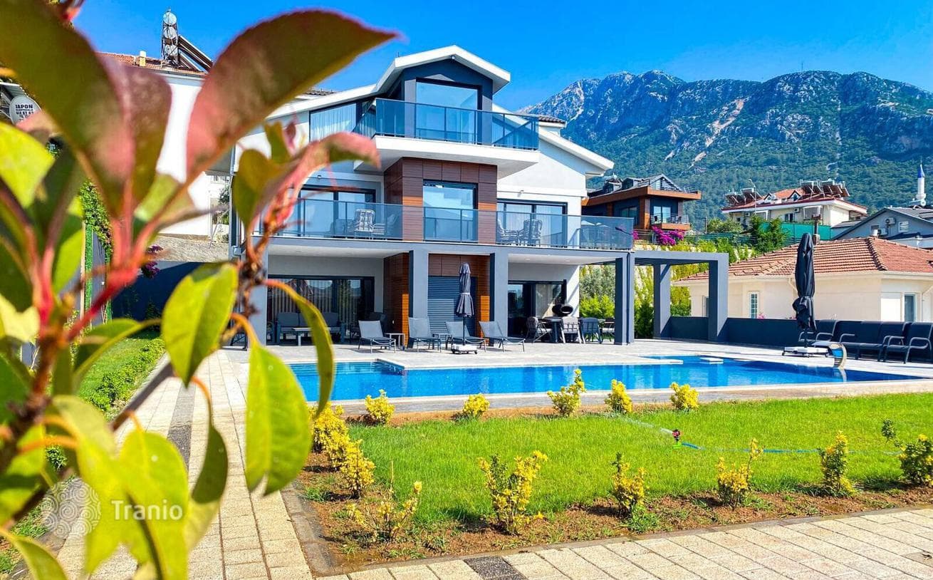 4-Bedroom (4+1) Villa with Private Pool and Landscaped Gardens in Oludeniz, Fethiye, photo 3