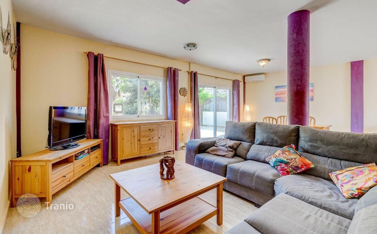 2-Bedroom Townhouse with Sea and Mountain Views in Tihoco Bajo, Tenerife, photo 3
