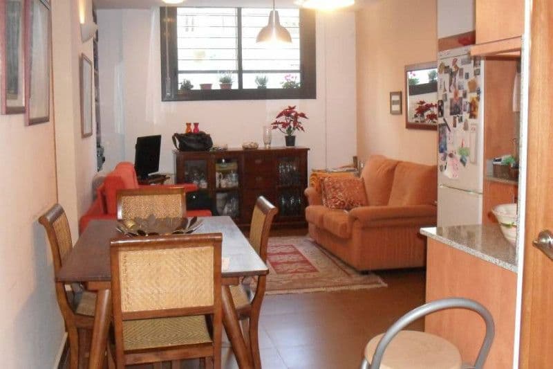 Квартира в Барселоне, Испания, 66 м²