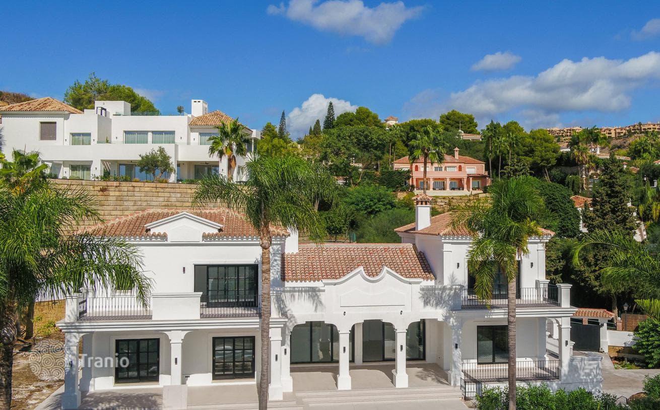 Вилла на продажу в Altos del Paraiso, Бенахавис, фото 4
