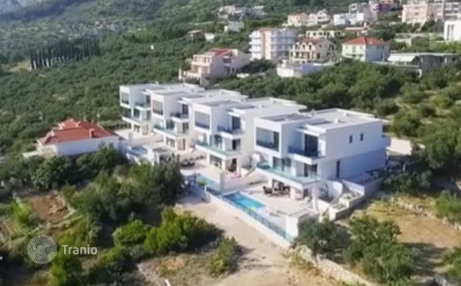 4-Bedroom Villa in Makarska, Dalmatia, photo 2