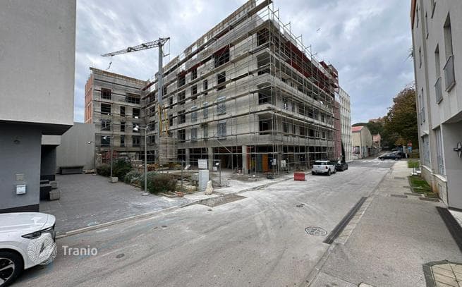 2-Bedroom Apartment with Gallery in Pula City Center, photo 5