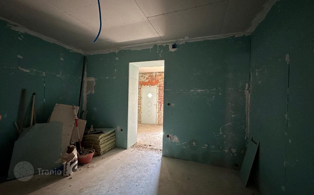 1-Bedroom Apartment for Renovation in Pula