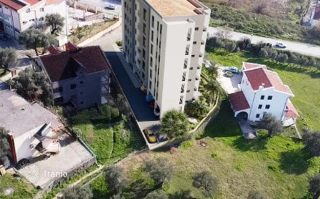1-Bedroom Apartment with Mountain and City Views in Bar