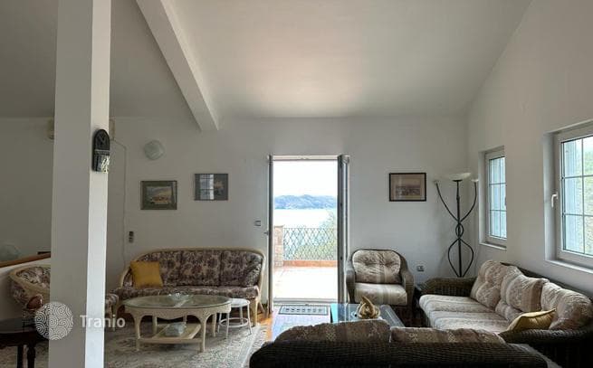 3-Bedroom Apartment with Sea View in Pržno, Budva
