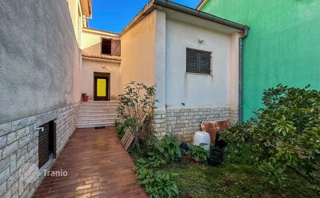 4-Bedroom Townhouse in Pula, Croatia, photo 5