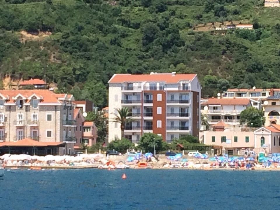 Квартира в Херцег-Нови, Черногория, 65 м²