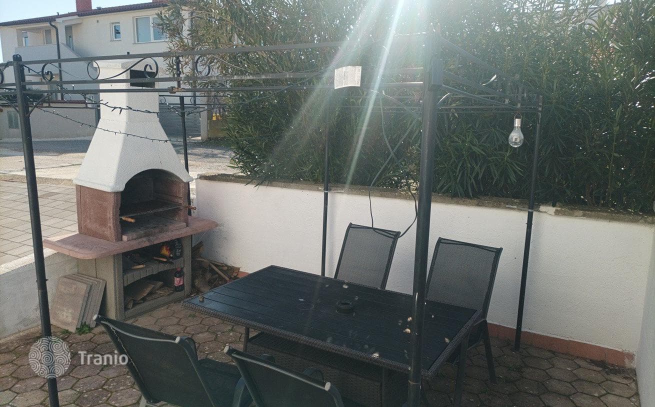 Studio Apartment with Shared Garden and BBQ Area in Stinjan, photo 3