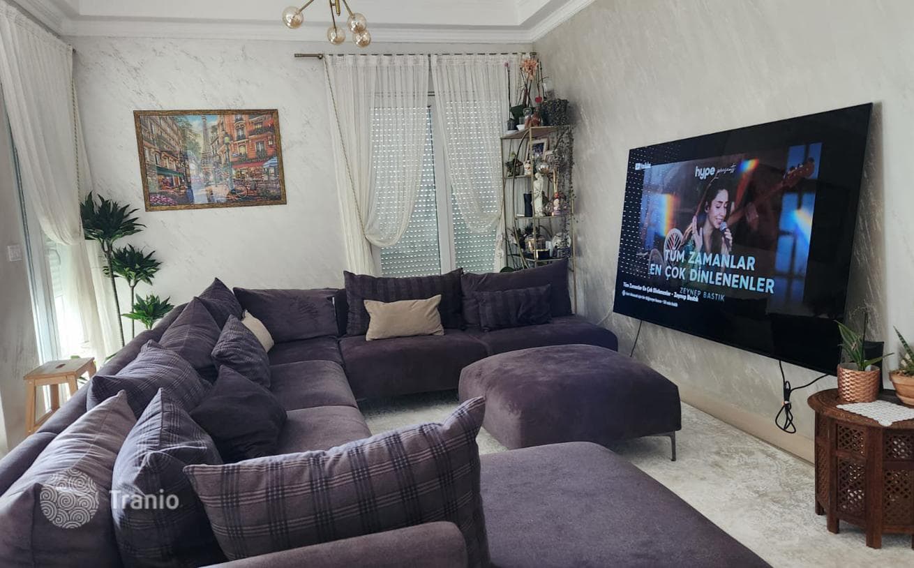 3-Bedroom Apartment with Mountain Views in Bar, Montenegro, photo 2