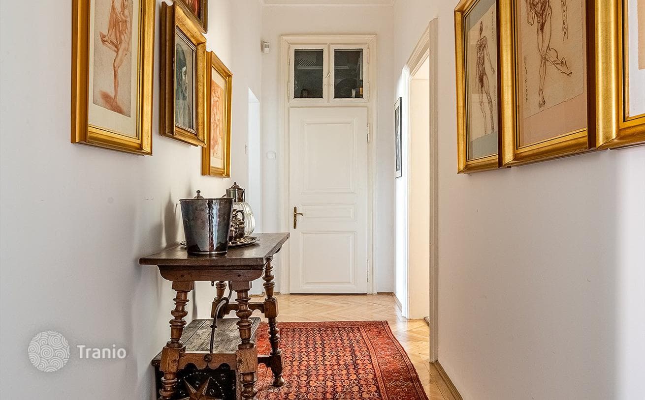 2-Bedroom Apartment in District VI, Budapest, photo 5